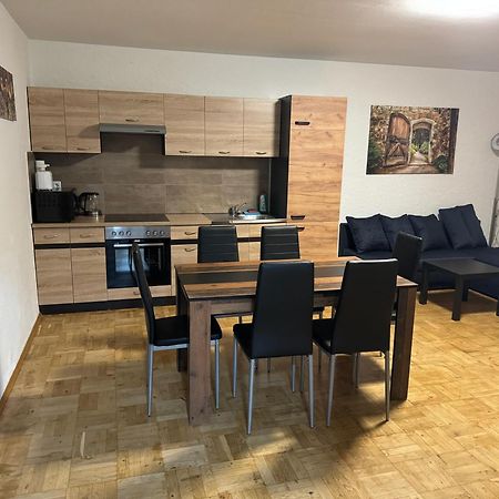 Laras Voll Ausgestattete Gartenwohnung Mit Wlan Und Tv Werne Екстер'єр фото
