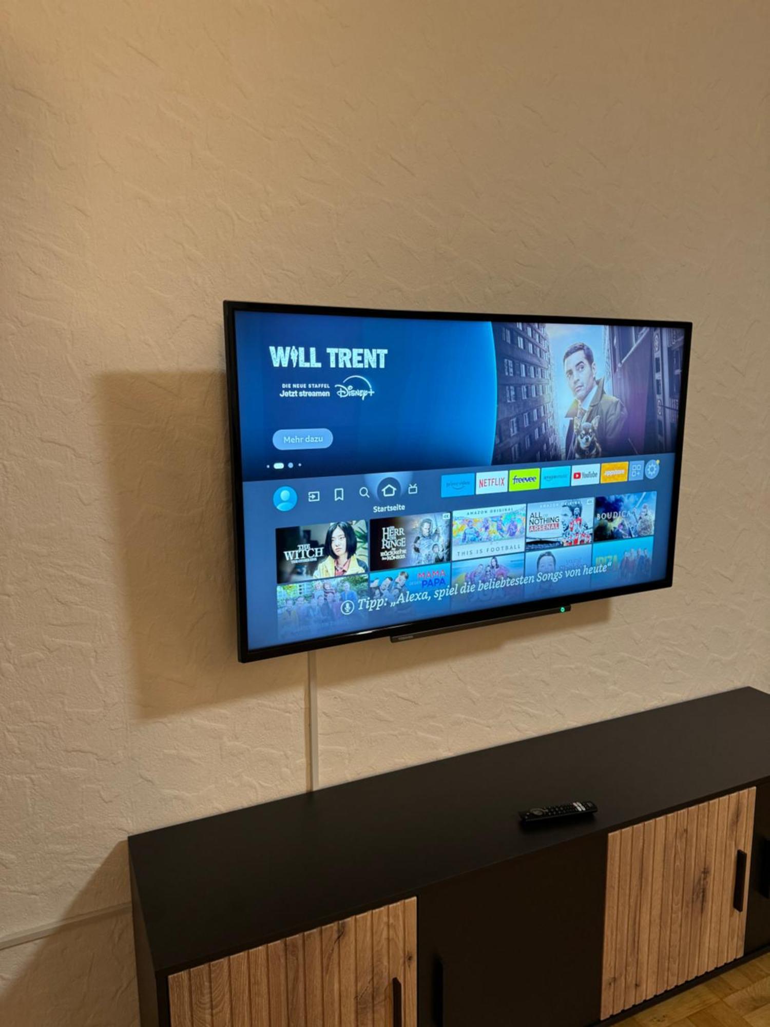 Laras Voll Ausgestattete Gartenwohnung Mit Wlan Und Tv Werne Екстер'єр фото